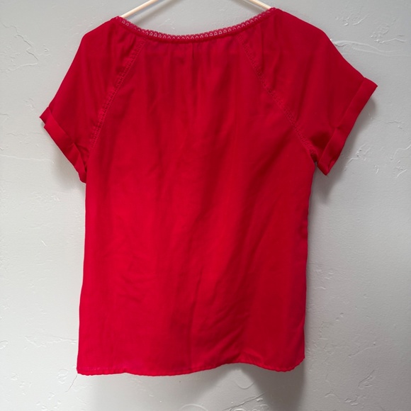 GAP Women's Button-Up Blouse – Size Medium - Picture 6 of 8